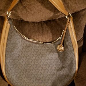 MICHAEL Michael Kors Lydia Hobo
